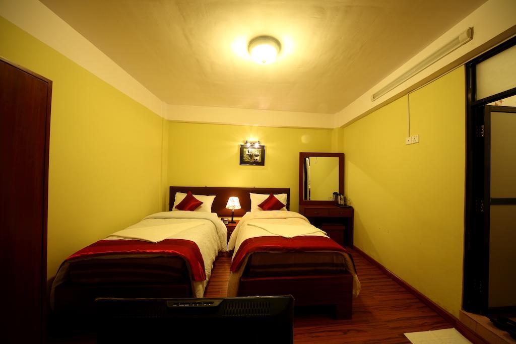 New Hotel Panda Kathmandu Buitenkant foto
