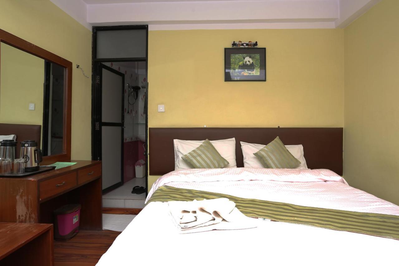 New Hotel Panda Kathmandu Buitenkant foto