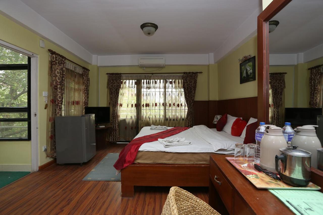 New Hotel Panda Kathmandu Buitenkant foto