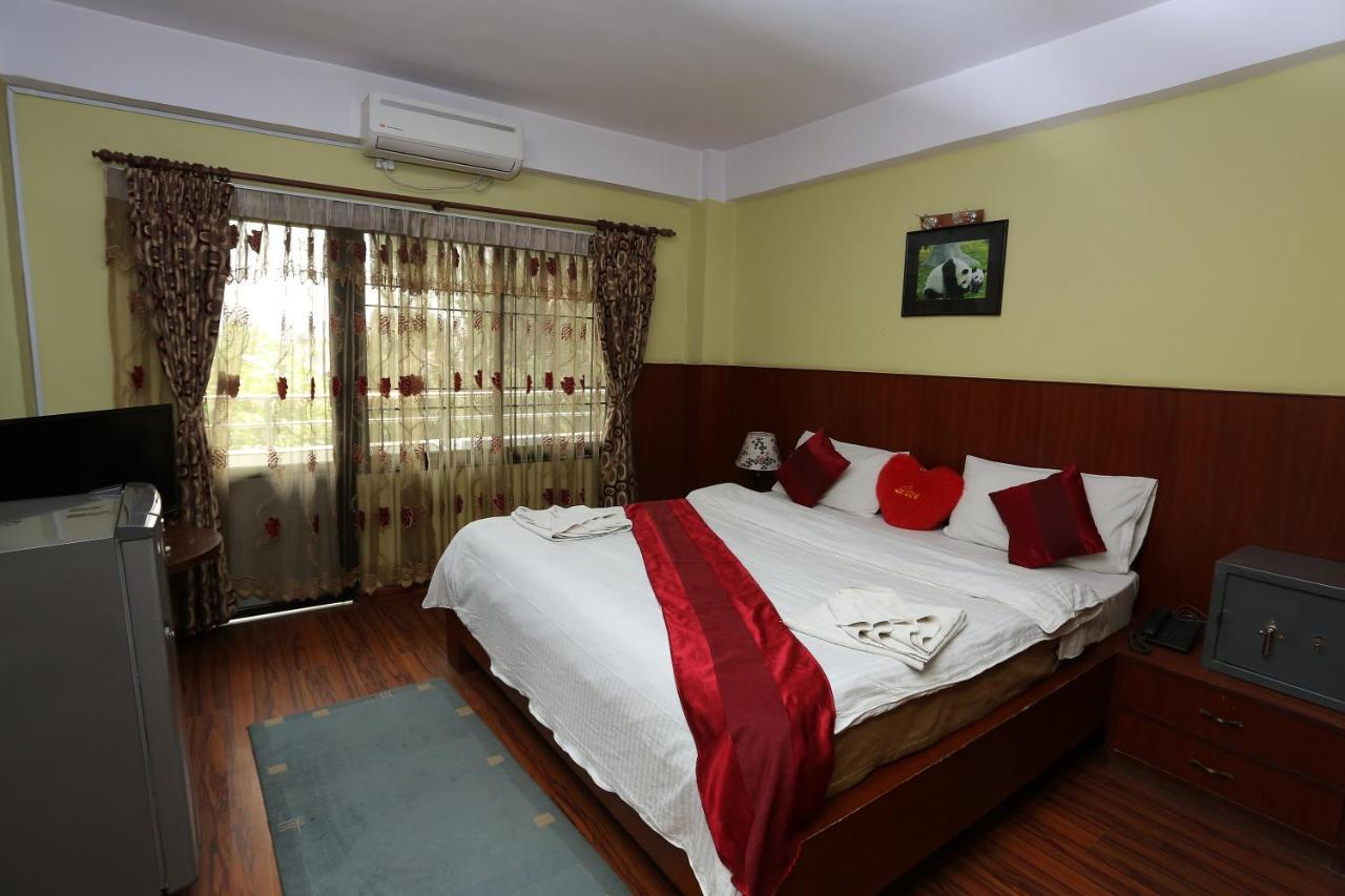 New Hotel Panda Kathmandu Buitenkant foto
