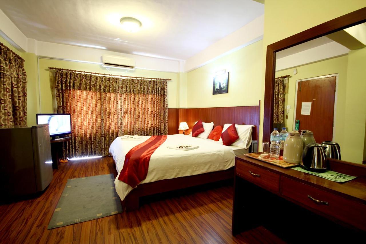 New Hotel Panda Kathmandu Buitenkant foto