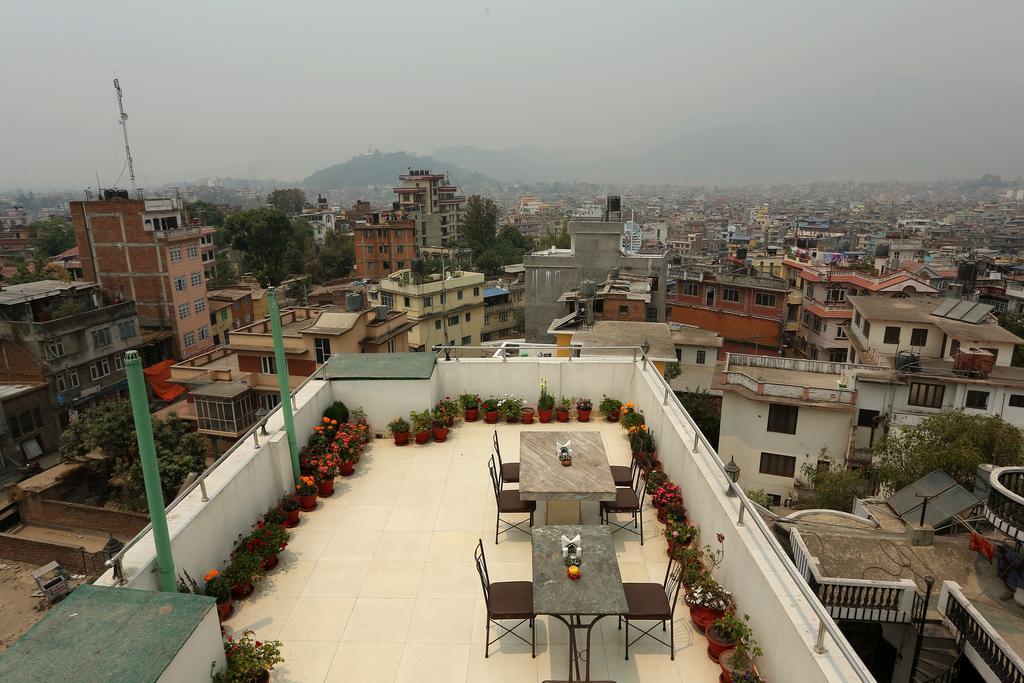New Hotel Panda Kathmandu Buitenkant foto