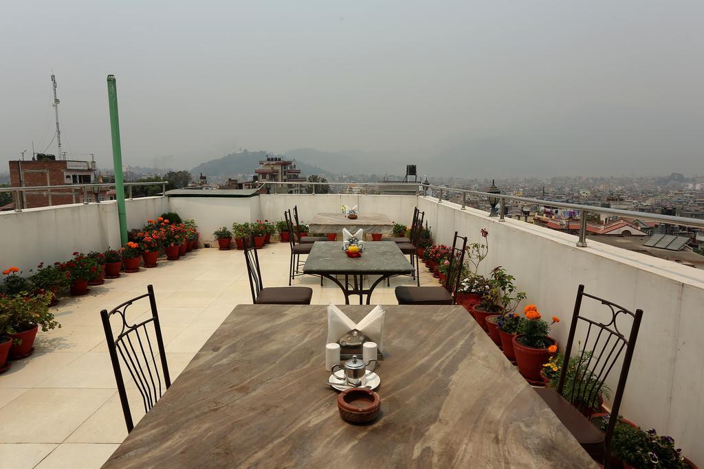 New Hotel Panda Kathmandu Buitenkant foto