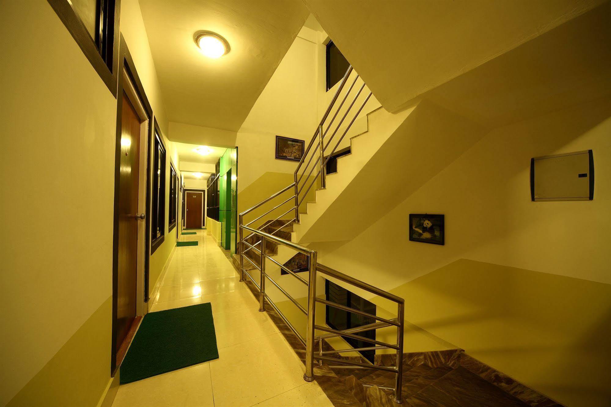 New Hotel Panda Kathmandu Buitenkant foto